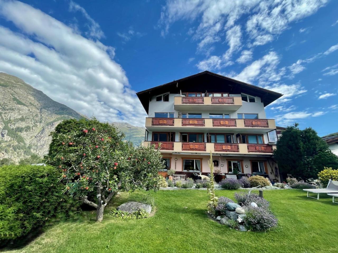 Mountain Lodge Graechen Grächen Exterior foto